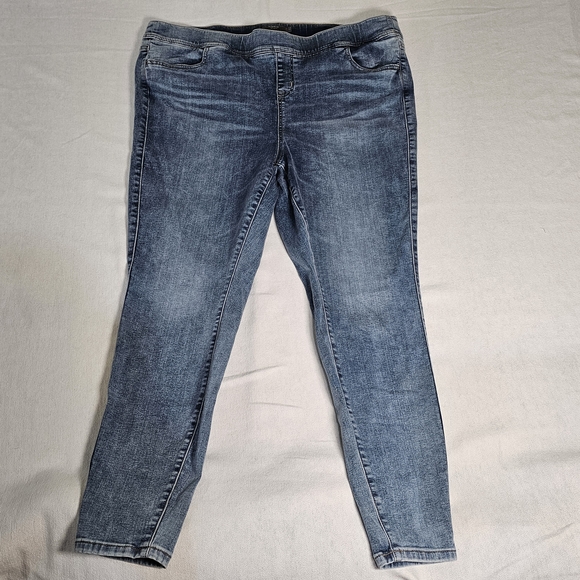 torrid Denim - Torrid Women's 3r . Classic Blue Women's Jeans.